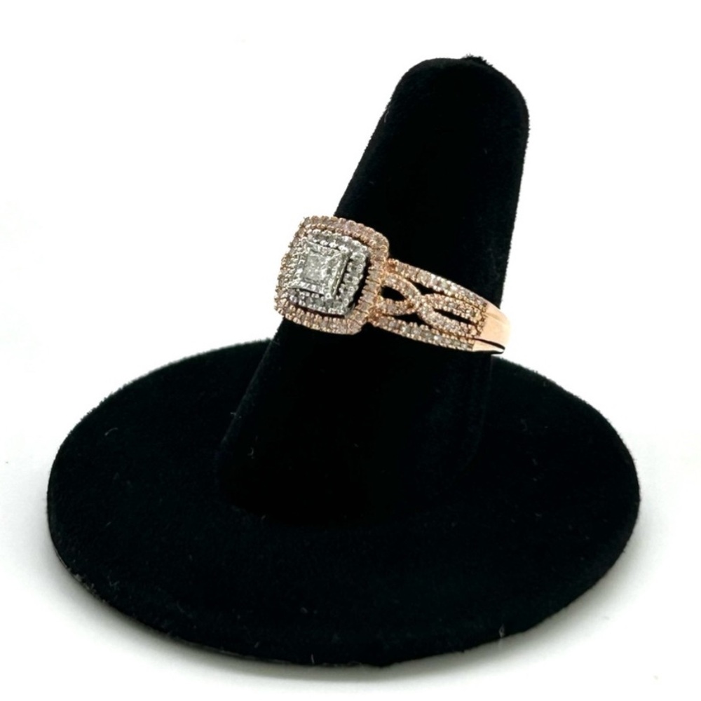 10k rose gold, 1/2 cttw genuine diamond ring, size 7